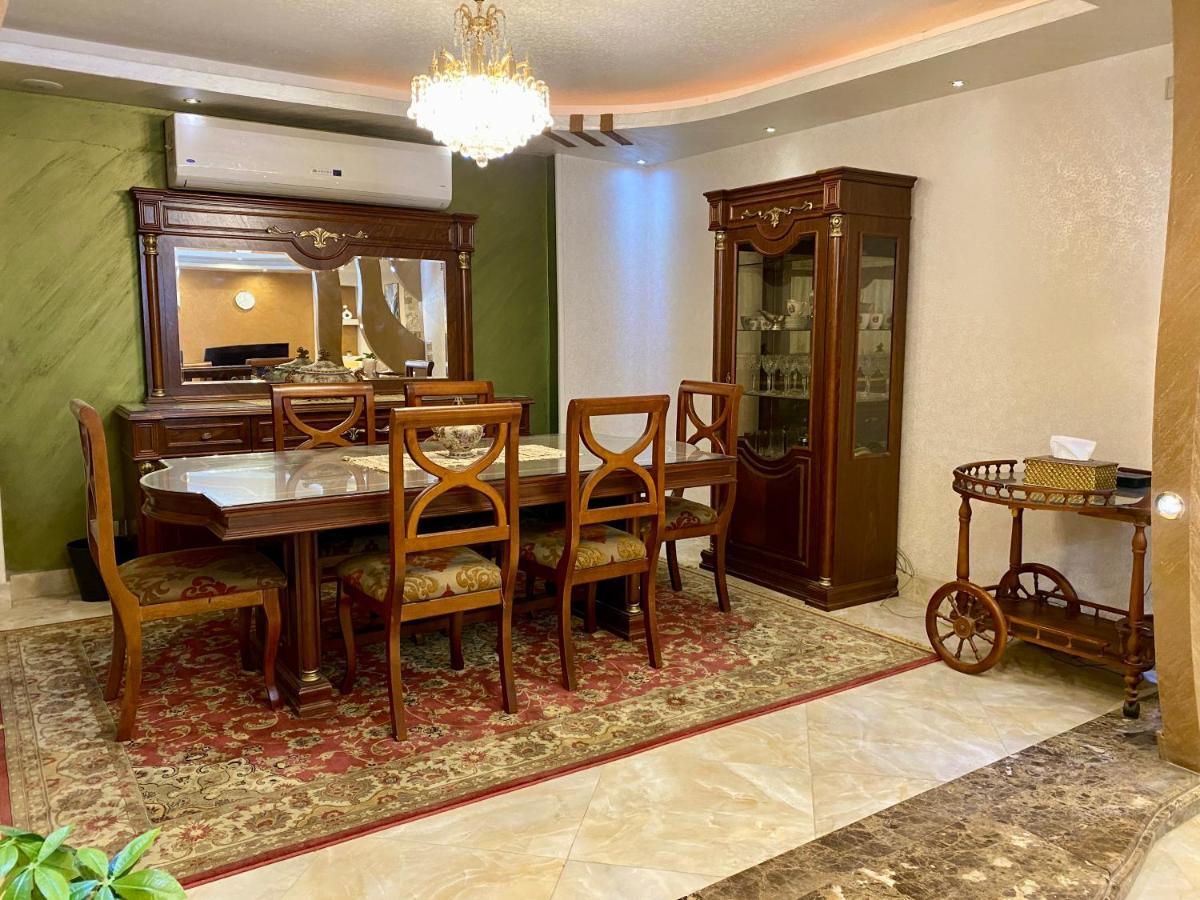 Cozy 3br In Maadi * Cairo