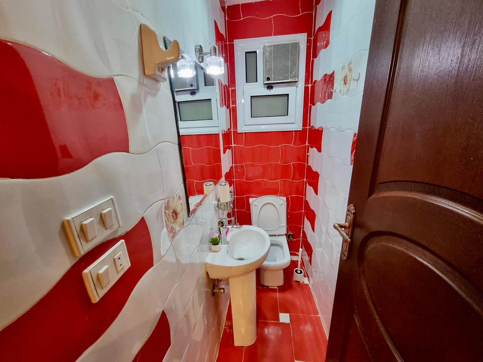 Apartment Cozy 3br In Maadi *
