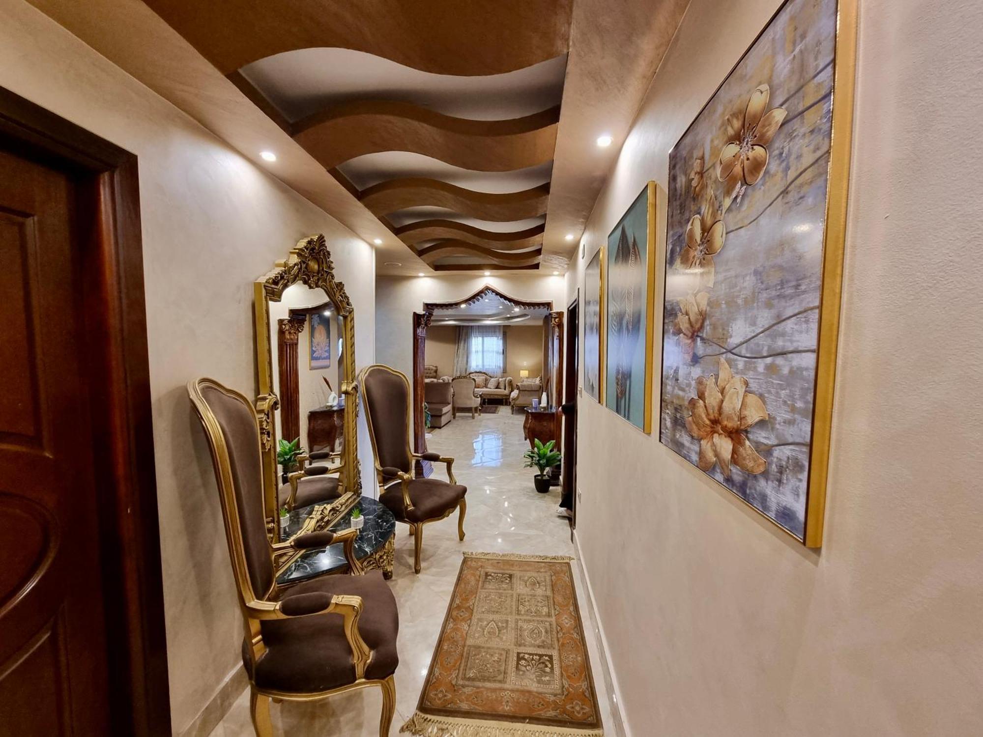 Cozy 3br In Maadi *