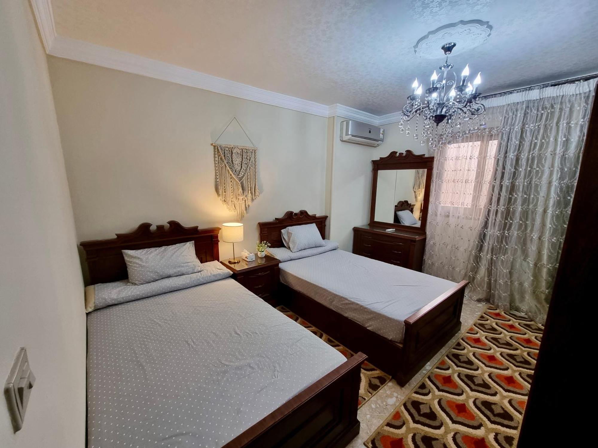 Apartment Cozy 3br In Maadi Cairo