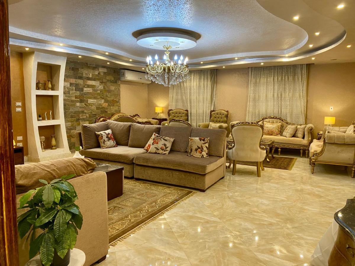 Cozy 3br In Maadi *