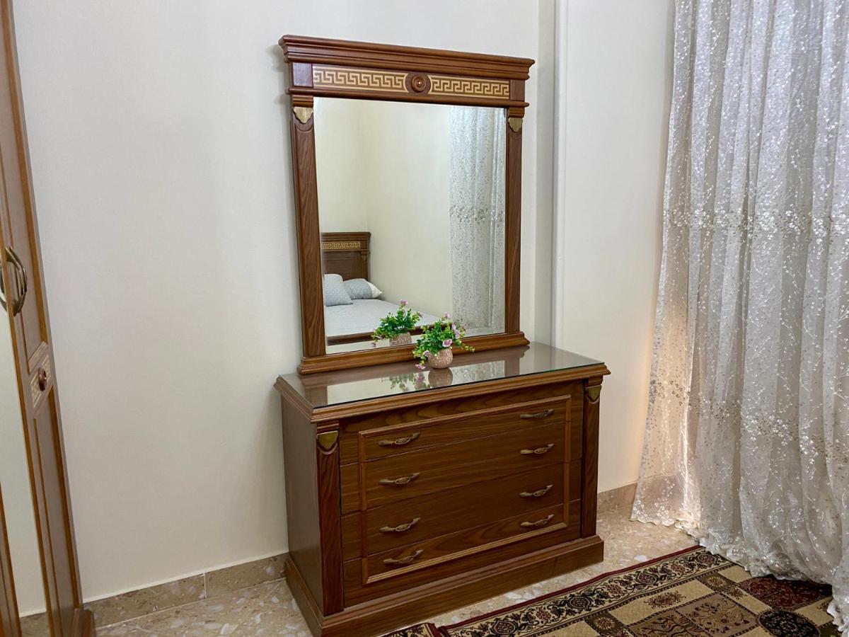 Apartment Cozy 3br In Maadi *